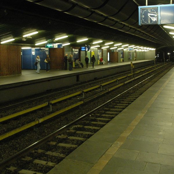 Toyen stasjon 2